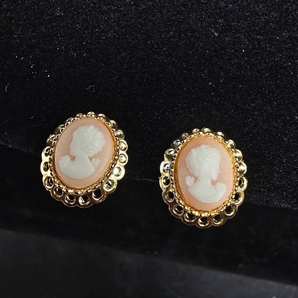 Cameo Clip On Earrings Petite Oval Vintage Costume Jewelry